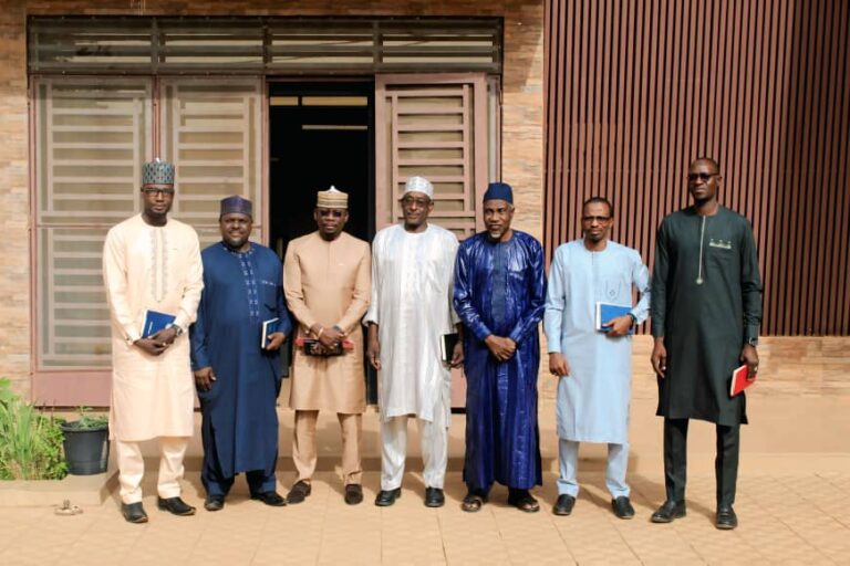 Le Directeur Général en visite à la Plateforme Intégrée pour la Sécurité de l’Eau (PISEN)